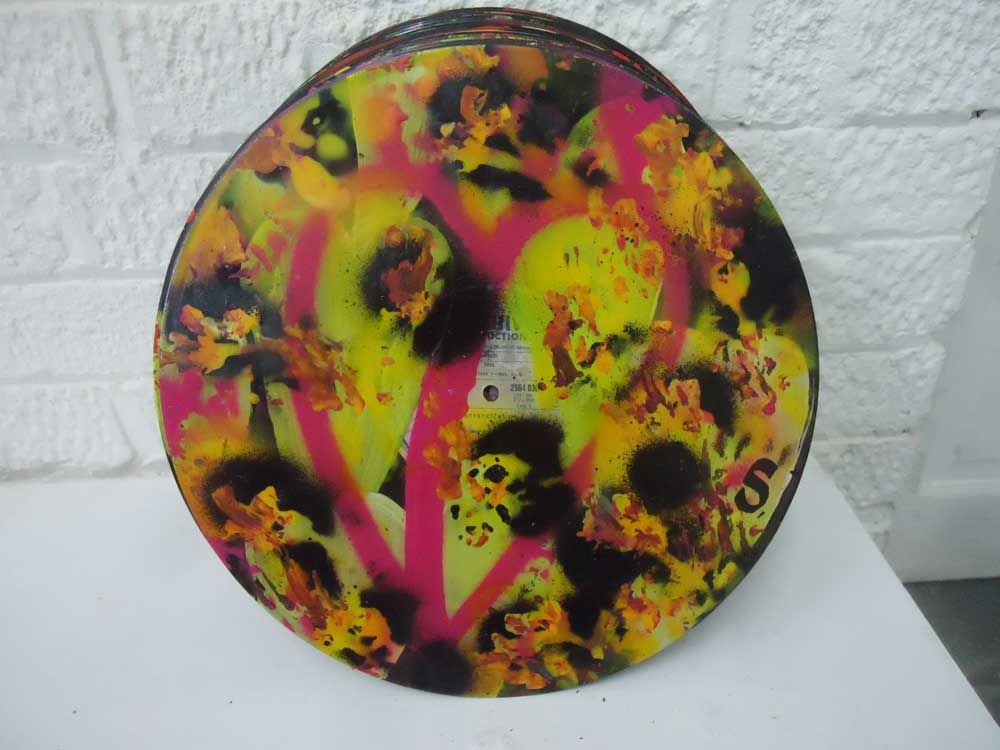 SEAN WORRALL - HUNDRED PIECED VINYL PIECE