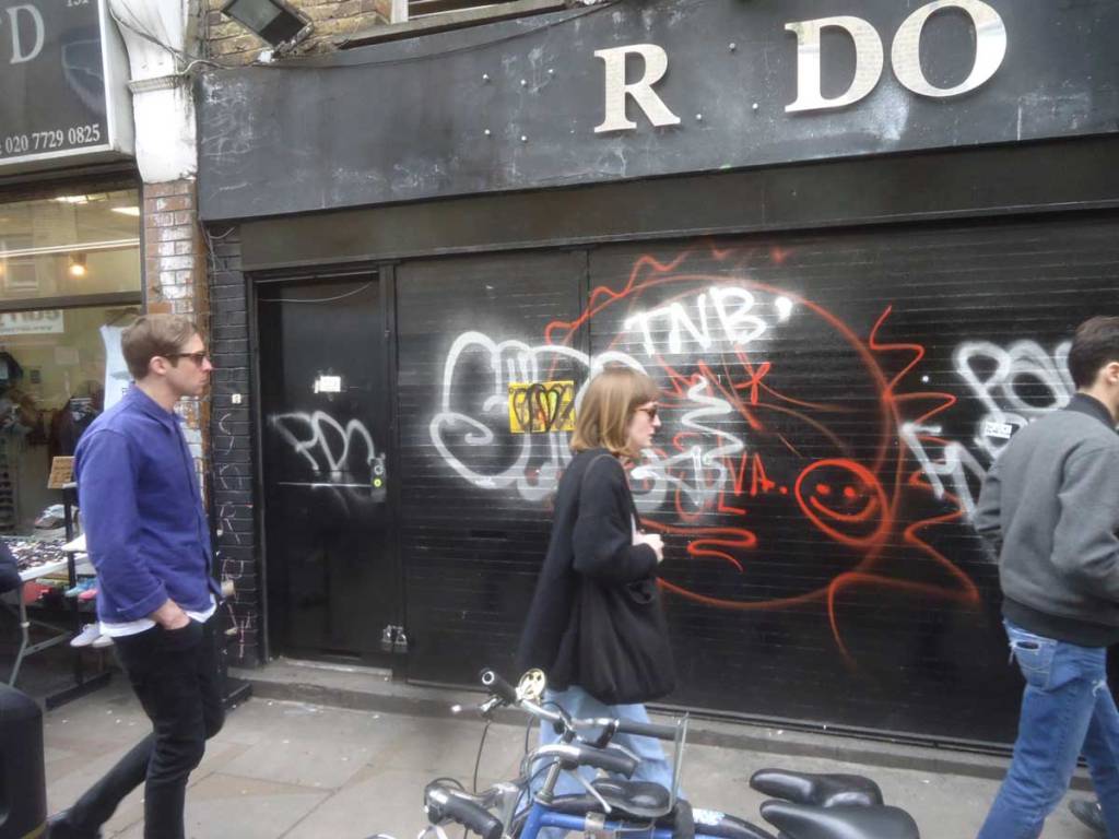 #365ArtDrops part 76, Easter Sunday, Brick Lane