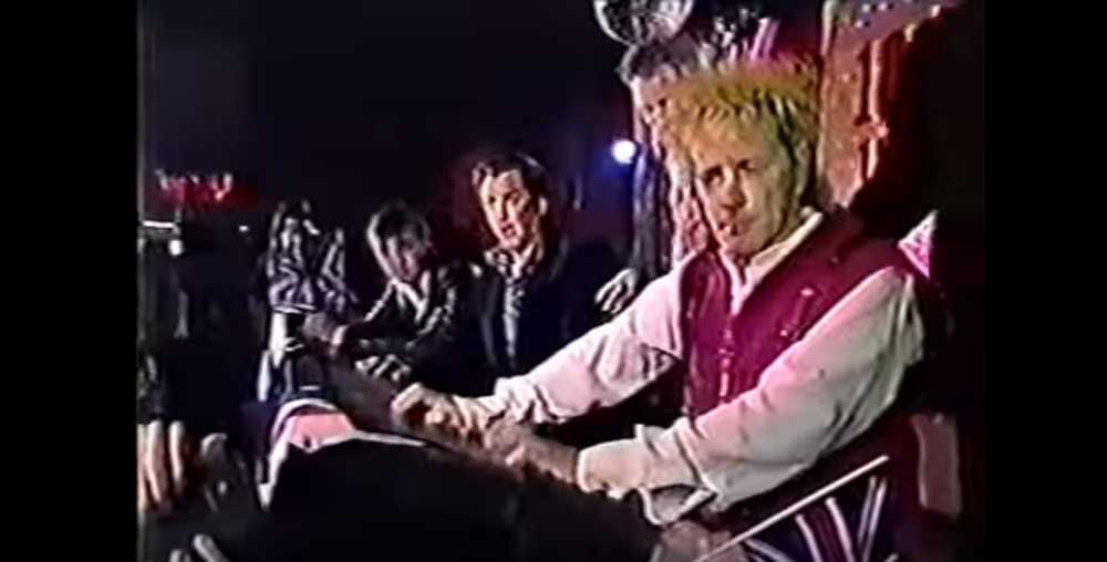 sex_pistols_press_con_1