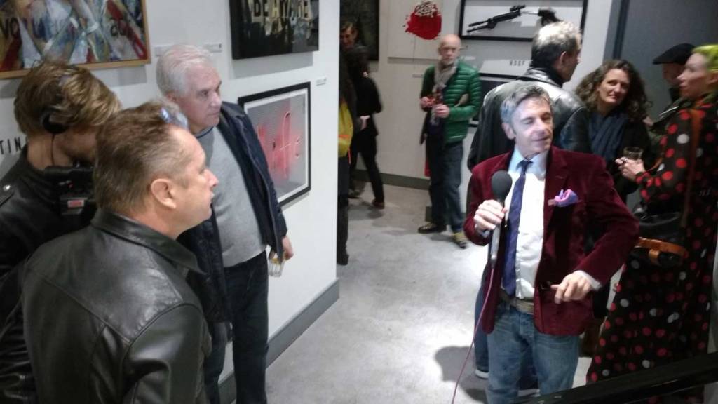 Revolution at the Black and White Building