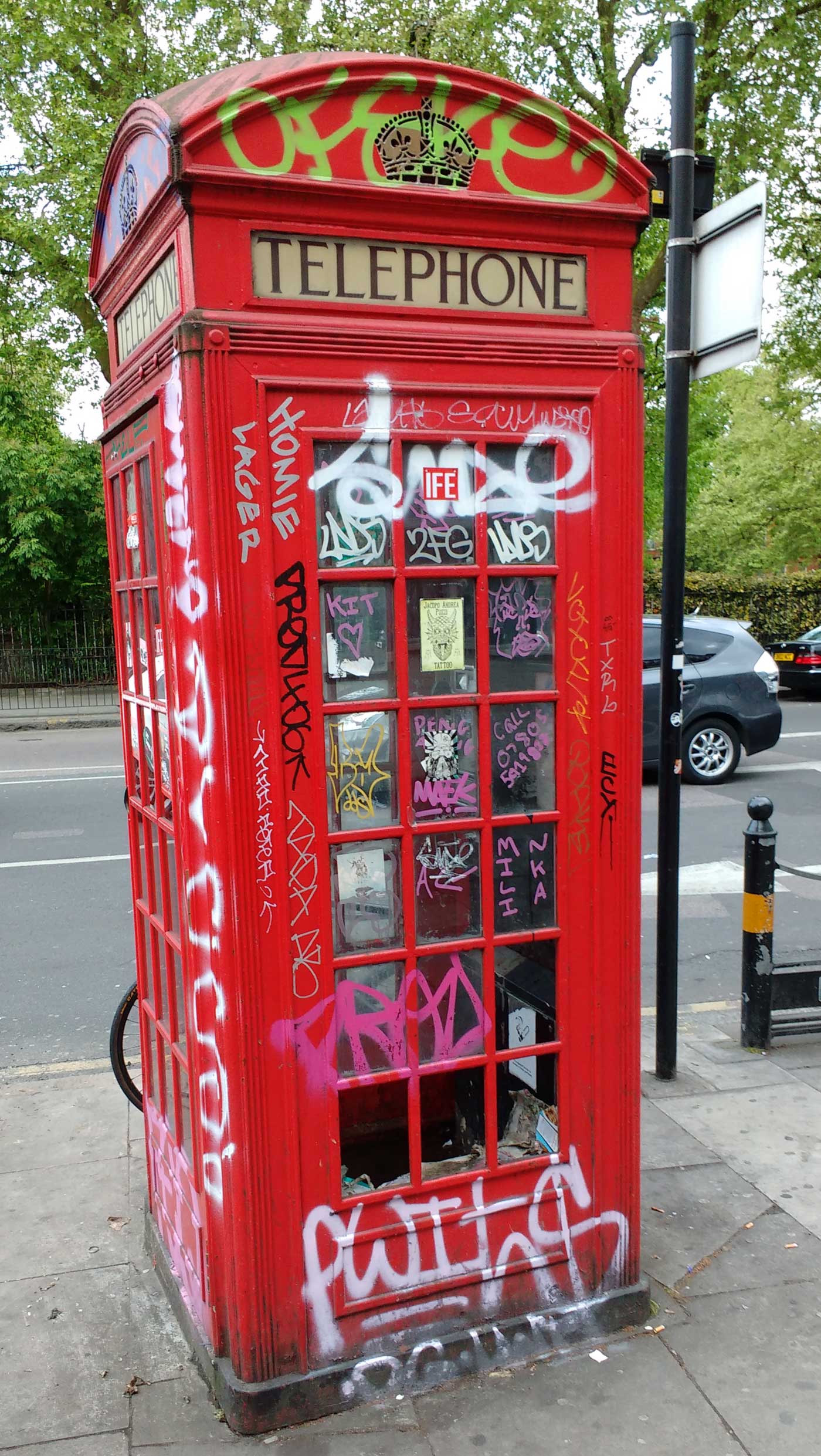 eastlondonart_april17_99