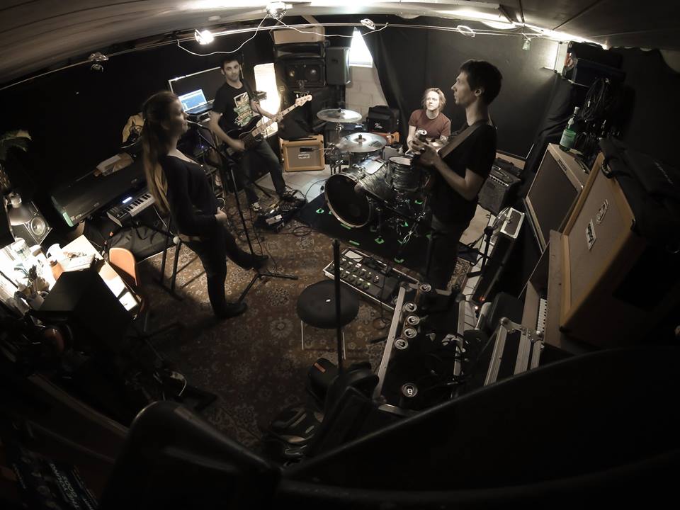 heliumhorsefly_studio