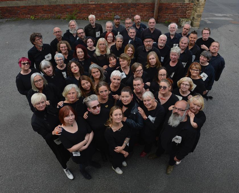 ORGAN: Five music things – The ever wonderfully positive heart-warming Commoners Choir (but do listen), The Flowers of Hell, an excellent Shakin’ Stevens single (yes really!), Miss Tiny, Dead Sheeran with another public information film&nbsp;and…