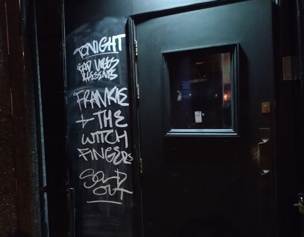 ORGAN THING: Frankie And The Witch Fingers heat things up in East London, that locked-on new wave bite of theirs, that urgent fizz that follows the anticipation…