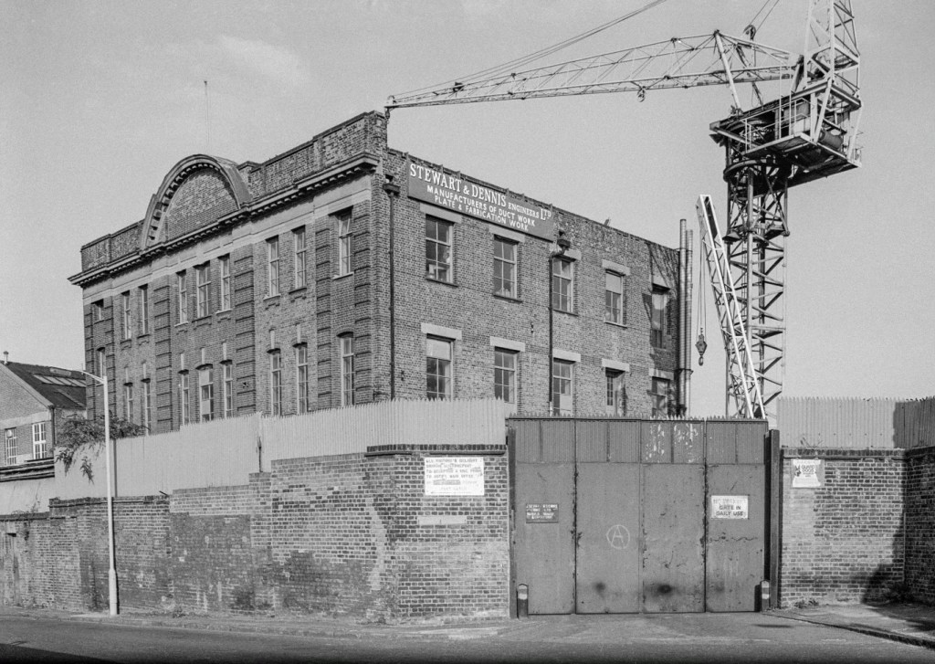 ORGAN PREVIEW: Tonight on London arts radio station Resonance FM a broadcast marking 30 years of the Art in Perpetuity Trust (APT). Set up in January 1995, APT is an artist-led space, Harold Wharf, an old warehouse building in Deptford, South London…