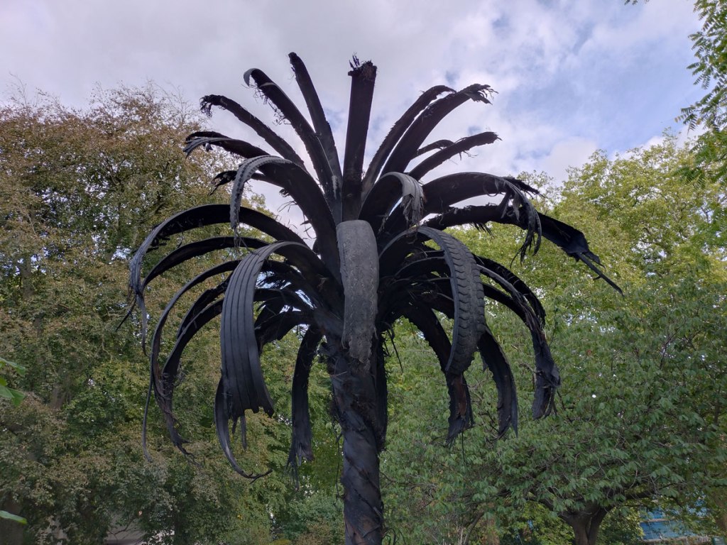 ORGAN THING: Exploring Frieze Sculpture 2026 over in The Regent’s Park, London. You can do the same for free in the sunshine (or the rain) until the end of&nbsp;October…