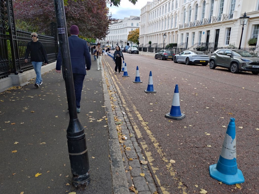 ORGAN: Frieze week – The Fair Itself (Part Six); Did Barbara Kruger really want to be there? Why the hell is Iggy Pop there? Blue cones? Giant&nbsp;flowers…